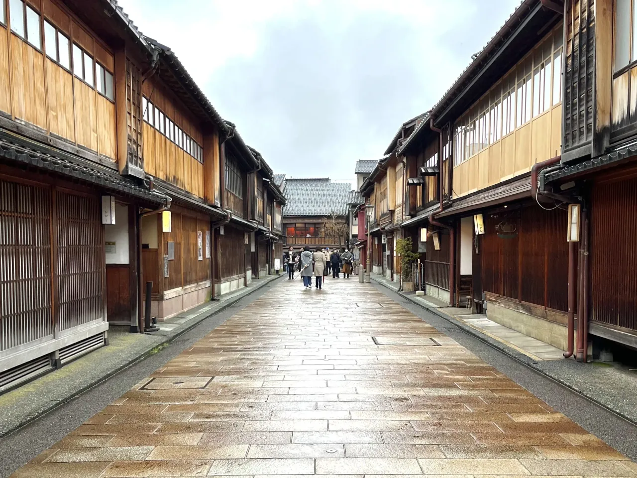 10-Day Winter Workation in Ishikawa: Kanazawa, Shirakawa-go, Noto, and Kaga Onsenのアイキャッチ画像